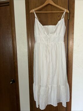 Lightweight White Spaghetti-Strap Sundress